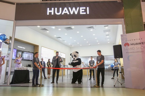 Монобрендовый магазин Huawei открылся в Алматы