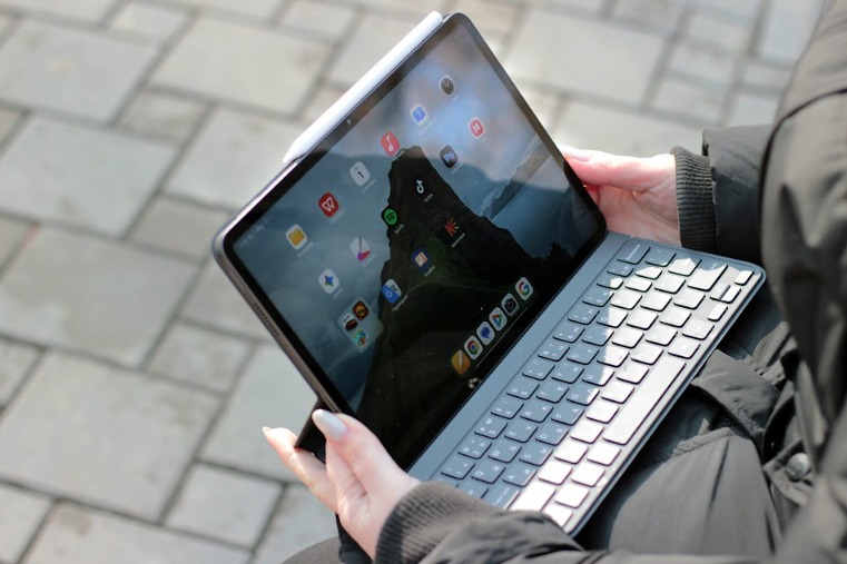 Обзор Xiaomi Pad 8 Pro: удачная альтернатива ноутбуку