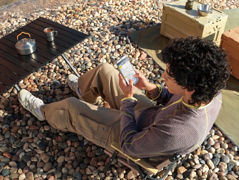 Портативная игровая консоль, которая умеет звонить. Рассказываем про новый POCO X8 Pro Max