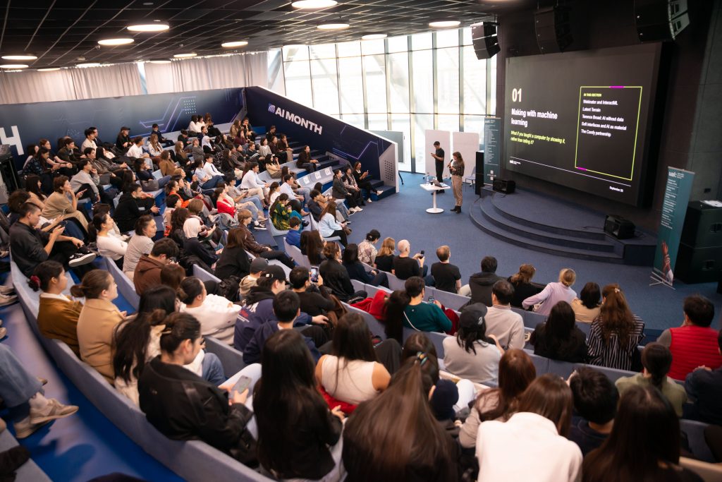 Creative Computing Institute Лондонского университета искусств впервые провёл лекцию в странах СНГ